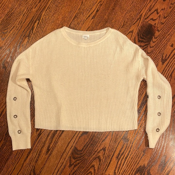 Cream Sweater - Picture 1 of 3